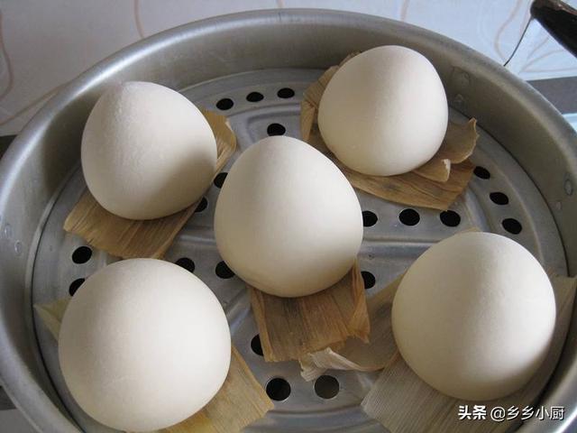 多层馒头的做法视频窍门
:馒头怎么做到分层？  第8张