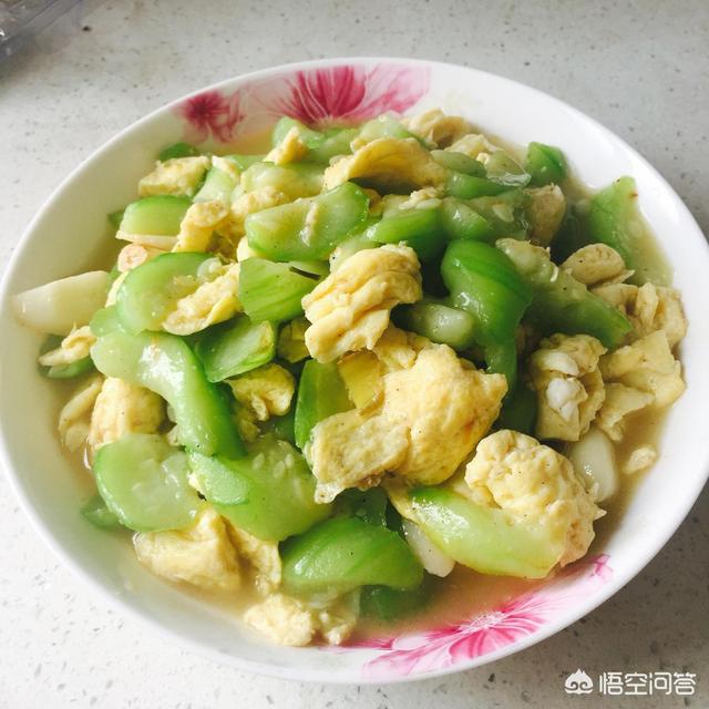 丝瓜最好吃的做法视频
:丝瓜炒鸡蛋怎么做才好吃？  第1张