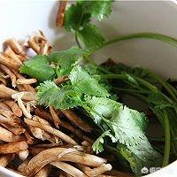 茶树菇做法视频
:茶树菇怎么做才好吃？  第19张