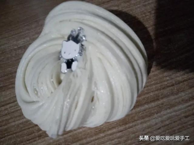 水晶泥的做法视频
:如何做没有胶水的水晶泥？  第1张