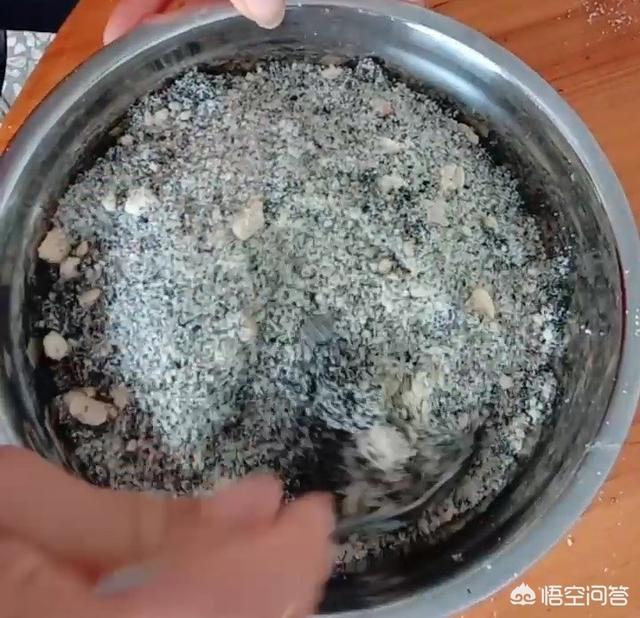 艾叶糍粑做法视频
:广西特色美食艾叶粑粑怎么做？  第3张