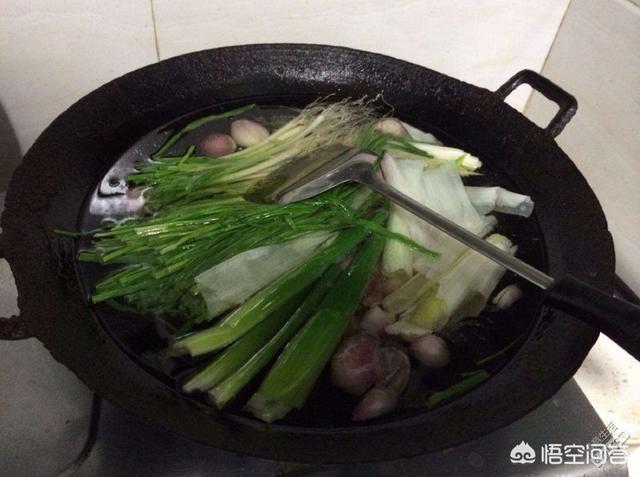 葱油的正宗做法视频
:葱油怎样熬制？  第8张