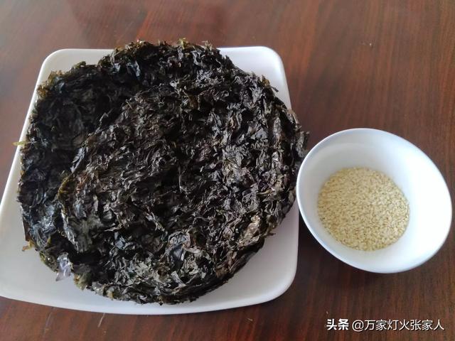 炒海苔的做法视频
:海苔脆是怎么制作的？  第3张