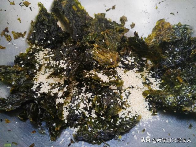 炒海苔的做法视频
:海苔脆是怎么制作的？  第7张
