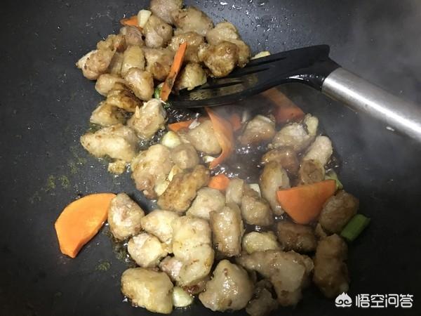 溜肉段儿的做法视频
:溜肉段怎么做才能外焦里嫩？  第11张