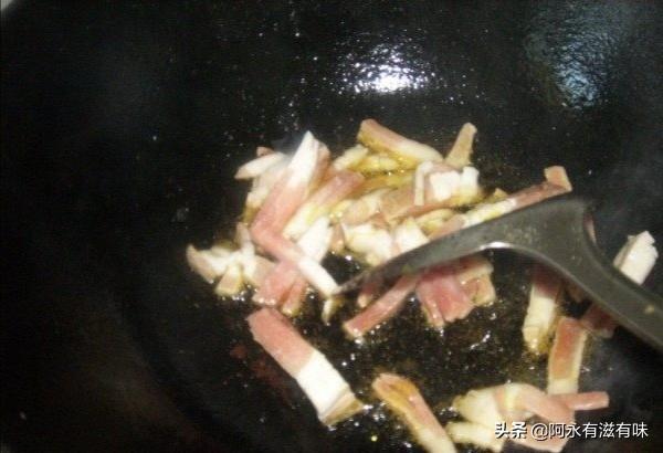 炒茄丝的做法视频
:炒茄子丝的正宗做法是啥？  第2张