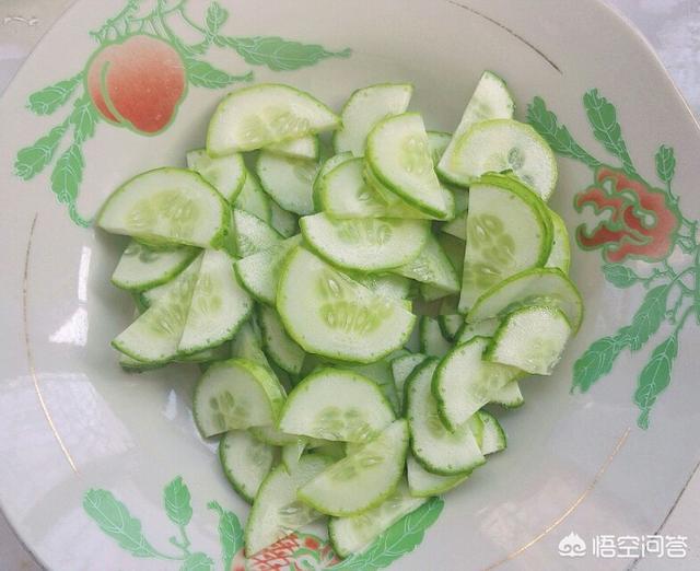 鹅蛋的做法视频
:烟台人说的海鲜“天鹅蛋”怎么做？  第4张