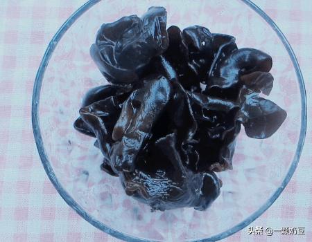 软溜豆腐的做法视频
:怎么做溜豆腐？  第5张