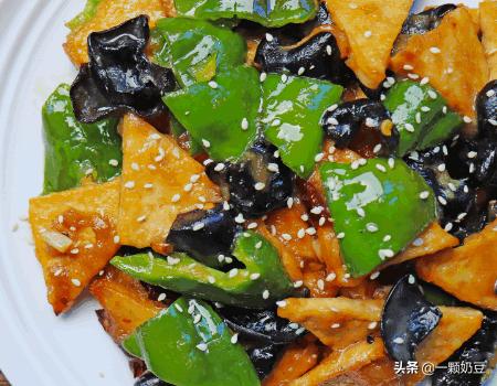 软溜豆腐的做法视频
:怎么做溜豆腐？  第9张