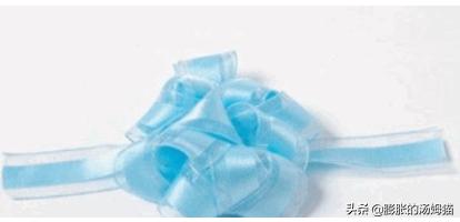 彩带的做法视频
:如何用彩带打蝴蝶结？  第7张