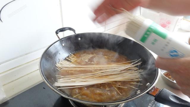 泥鳅的做法视频
:泥鳅怎么做才好吃？  第39张