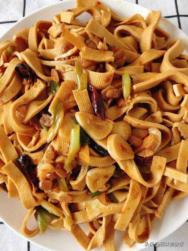拌干豆腐做法视频
:凉拌豆腐、豆腐皮怎么做才好吃？  第1张
