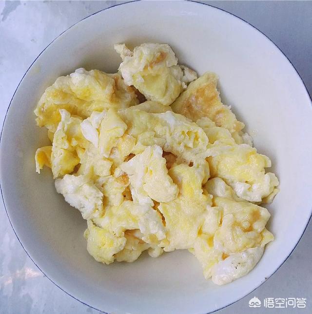 炒胡萝卜做法视频
:胡萝卜怎么炒着吃？  第2张