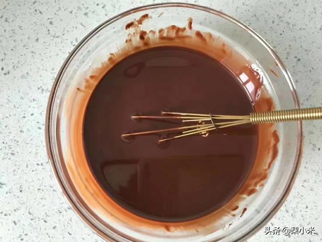冰激凌的做法视频
:本人想在街边卖冰淇淋，想问一下，配料是怎么做的？  第1张