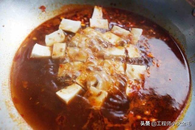 麻辣豆腐做法视频教程
:麻辣豆腐怎么做好吃？  第6张