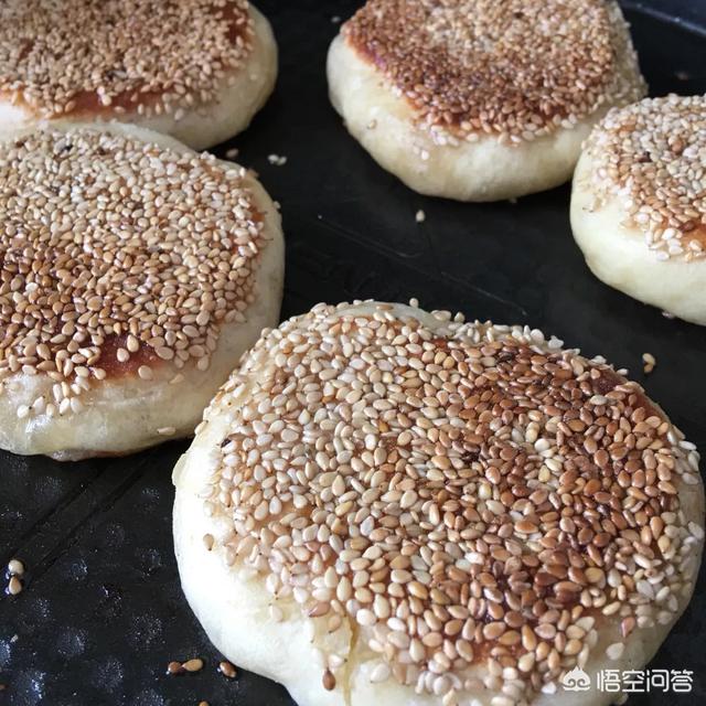 老北京芝麻烧饼的做法视频
:老北京芝麻烧饼怎么做？  第7张