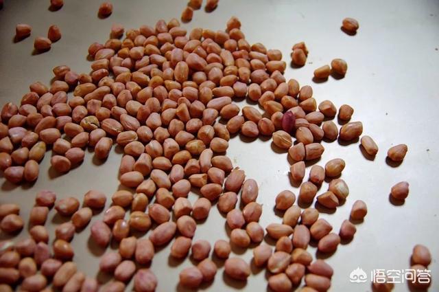 脆皮花生做法视频教程
:脆皮芝麻花生要怎么做？  第3张
