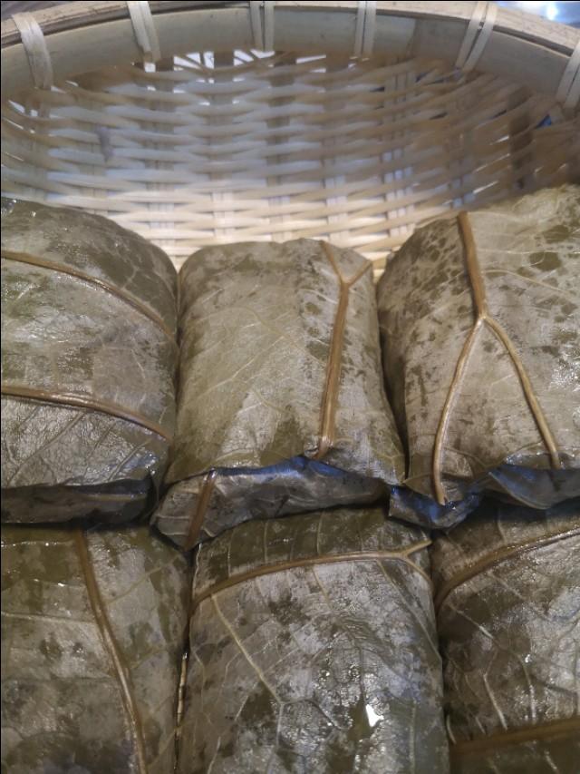 糯米鸡做法视频
:广式糯米鸡是怎么做的？有多好吃？  第1张