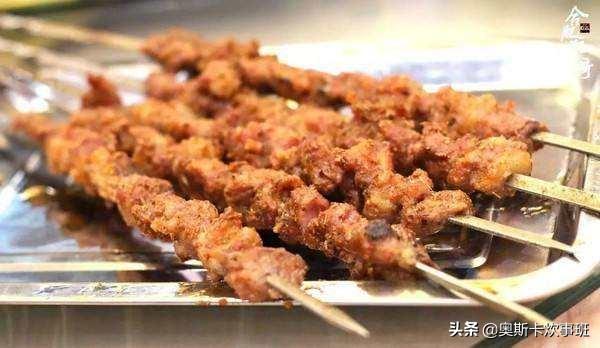 炒烤肉的做法视频
:炒烤羊肉的制作方法是什么？  第1张