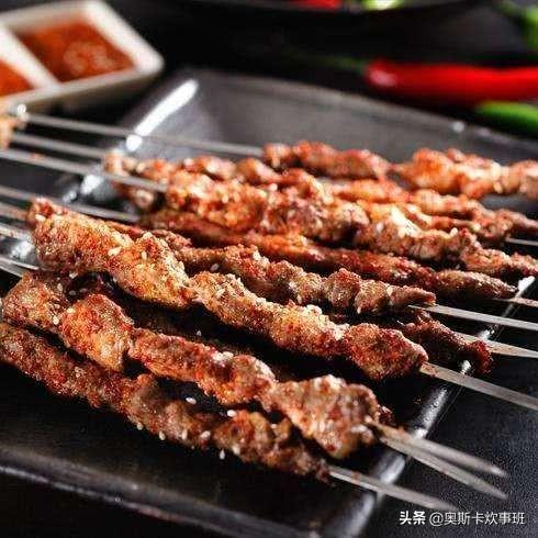 炒烤肉的做法视频
:炒烤羊肉的制作方法是什么？  第2张