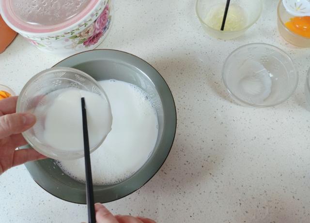 双皮奶做法视频教学
:顺德双皮奶怎么做？  第4张