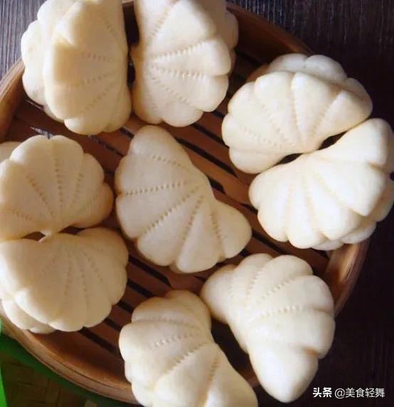 布袋饼的做法视频
:粉蒸肉夹饼的饼怎么做？  第6张