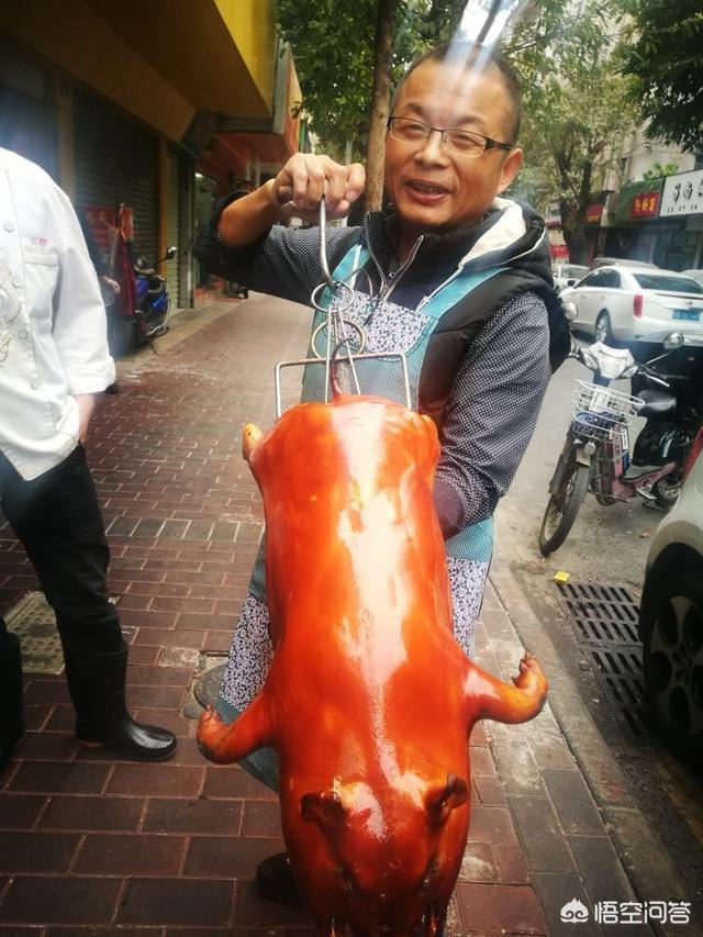 广东烤乳猪的做法视频
:怎么做广东烧乳猪？制作过程是什么？  第5张