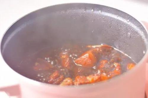 川味红烧肉的做法 最正宗的做法视频窍门
:家庭版红烧肉怎么做不油腻？  第3张