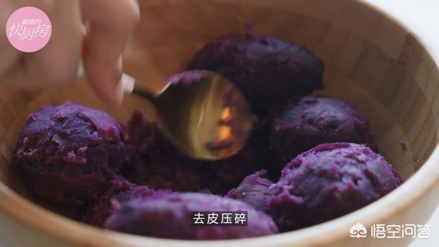 冰皮月饼怎么做的视频
:如何制作好吃的冰皮月饼？  第2张