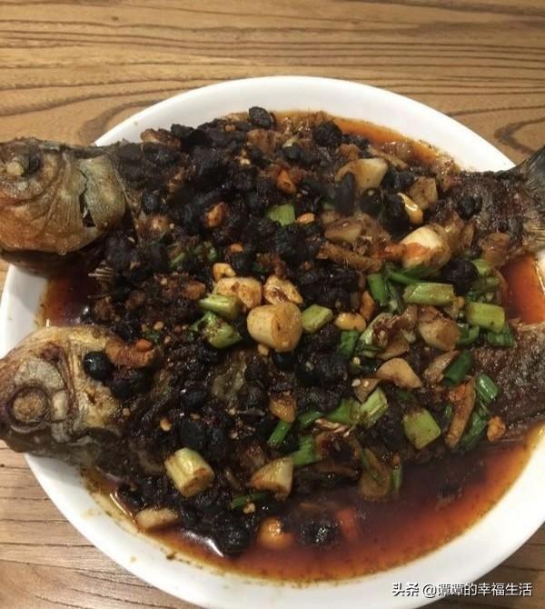 豆豉鲮鱼做法视频
:豆豉鱼怎么做？  第2张