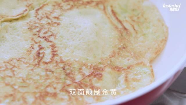 白面饼的做法视频
:面粉鸡蛋薄饼怎么做？  第9张