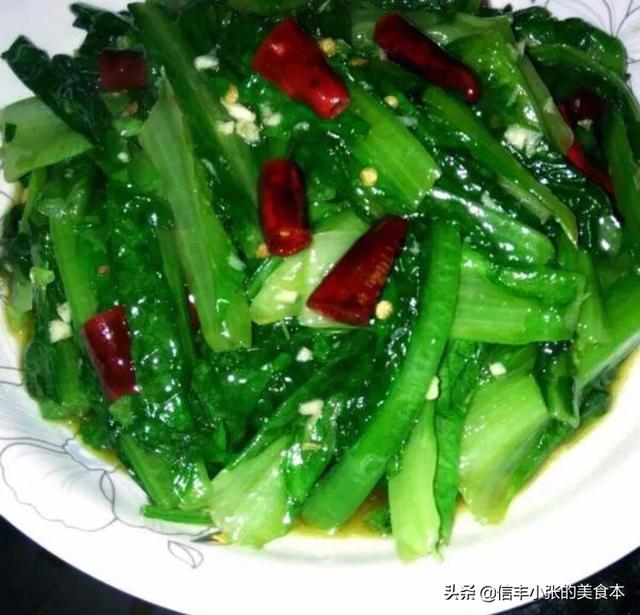 炒油麦菜的做法视频
:碧绿的炒油麦菜是怎么做到的？  第6张