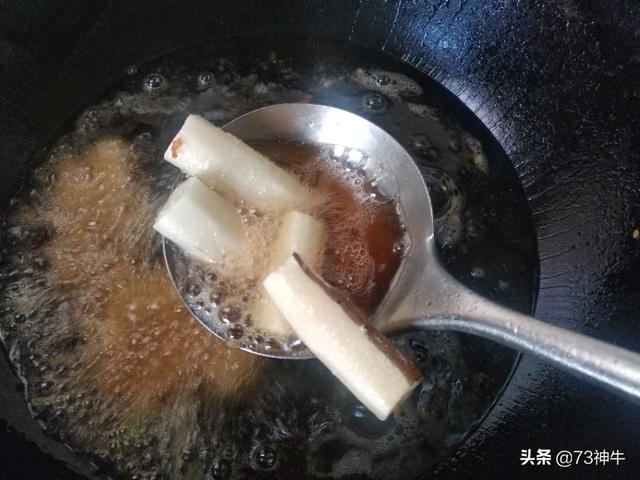 爆炒八爪鱼的做法视频
:用什么材料炒八爪鱼？  第8张