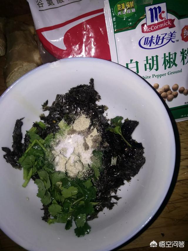 潮汕墨鱼丸的做法视频
:紫菜鱼丸汤怎么做好吃？  第4张