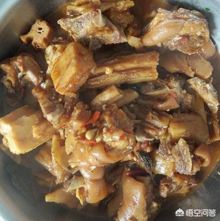 冰糖扒蹄的做法视频
:猪蹄的做法有哪些？  第4张