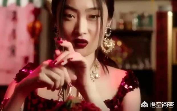 韩国广告视频
:DG拍摄辱华视频广告,视频中的女主角你觉得她有错吗？你怎么看？  第1张