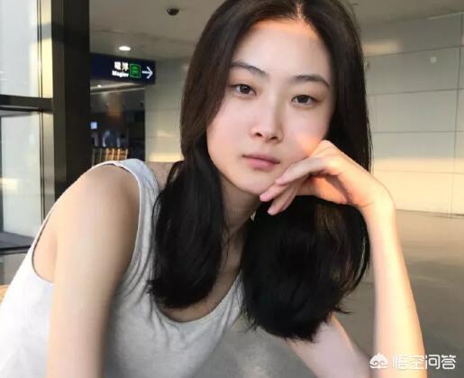 韩国广告视频
:DG拍摄辱华视频广告,视频中的女主角你觉得她有错吗？你怎么看？  第2张