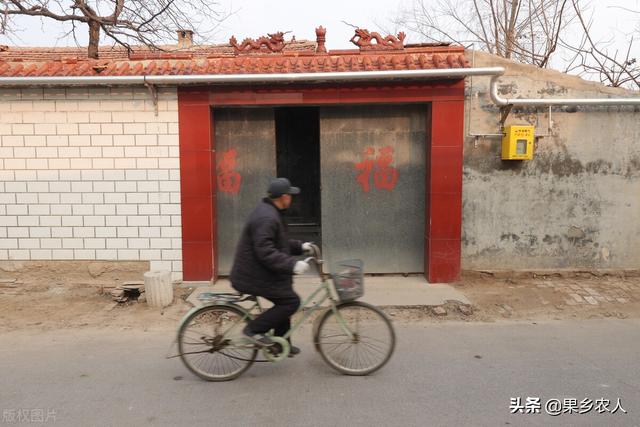 燃气安全宣传视频
:在农村，天然气管道安装在了民房上，这样安全吗？  第2张