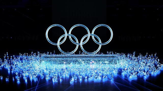 没广告的视频
:本次北京冬奥会场边好像没有广告，不知道为什么？  第3张