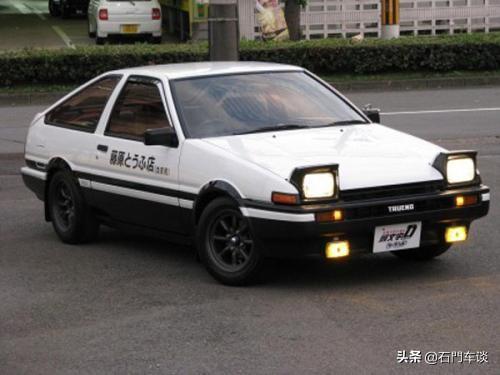ae86短视频
:AE86真的是秋名山无敌吗？宝马奔驰是否可以胜之？  第1张