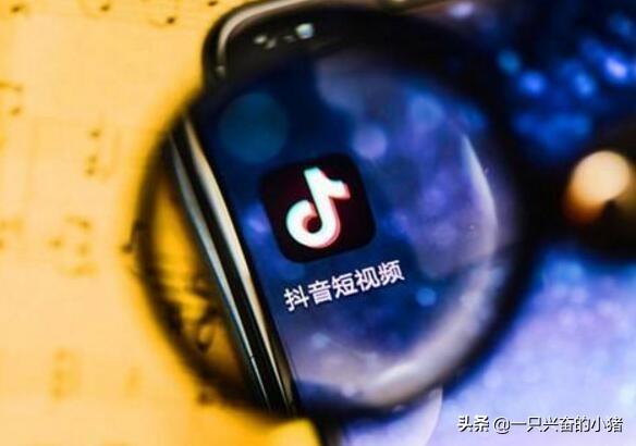 抖音怎么置顶自己视频(抖音自己的视频如何置顶)  第1张