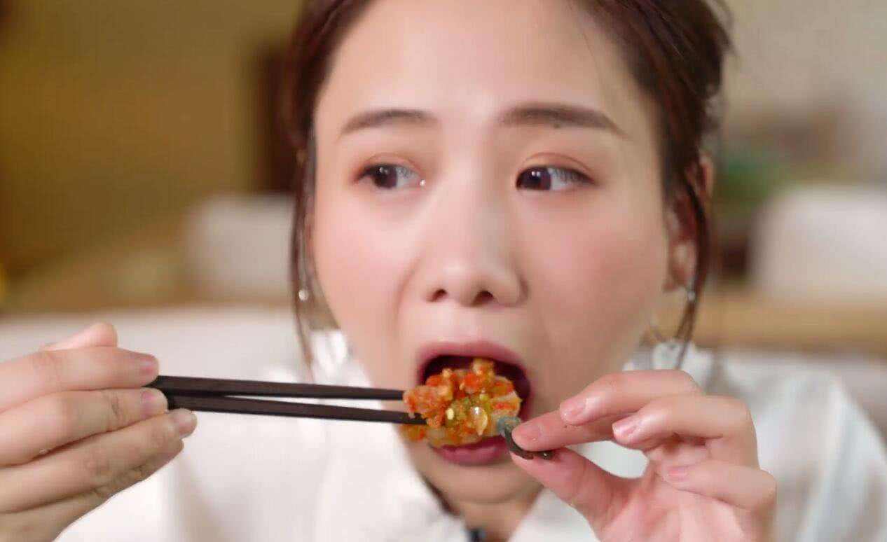 吃播靠什么挣钱(吃播是怎么赚钱的)  第2张