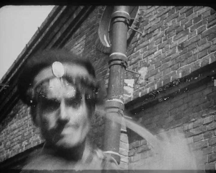 蒙太奇手法(蒙太奇手法电影举例)  第2张